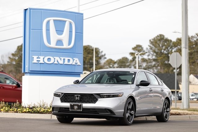 2025 Honda Accord Hybrid Sport's photo