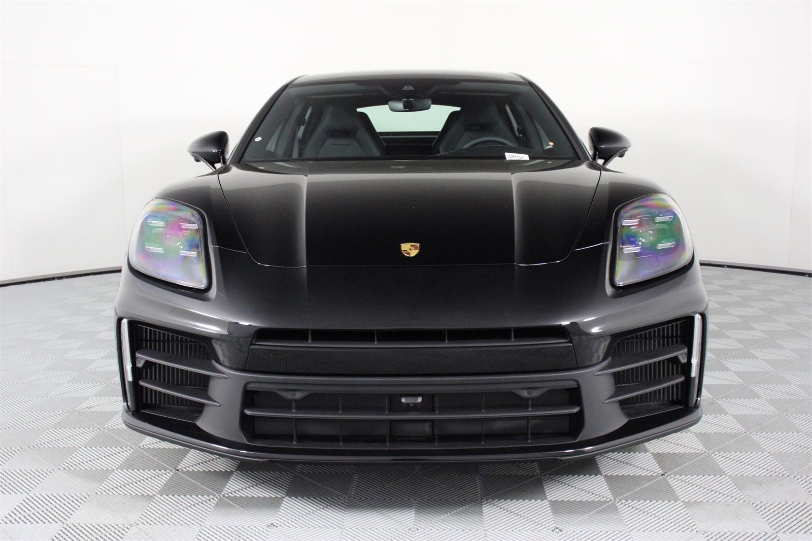 2025 Porsche Panamera 4 photo 10