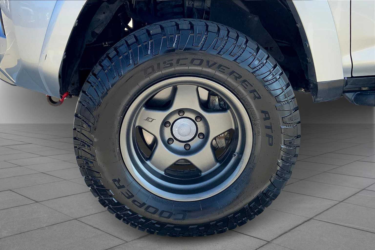 2018 Toyota 4Runner TRD Premium photo 10
