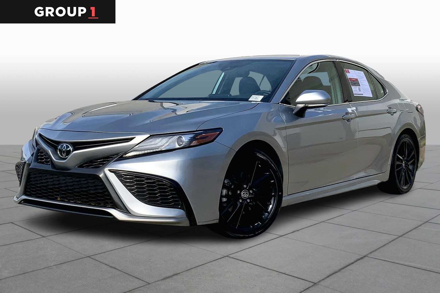 2024 Toyota Camry XSE's photo