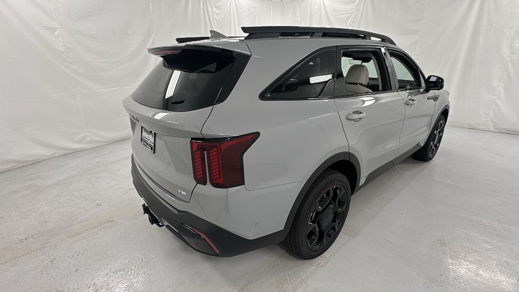 2026 Kia Sorento X-Line SX photo 3
