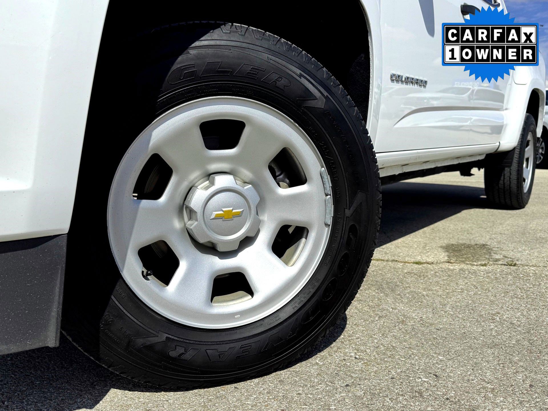 Used 2021 Chevrolet Colorado Work Truck with VIN 1GCGSBEN8M1118659 for sale in Hutto, TX