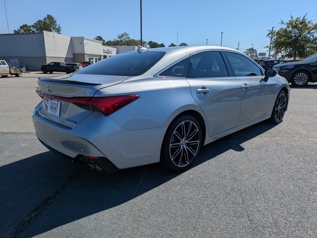 2022 Toyota Avalon Touring photo 3