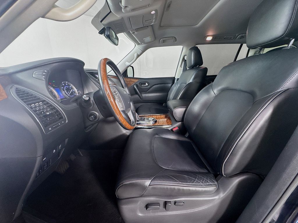 2019 Infiniti QX80 Luxe photo 22