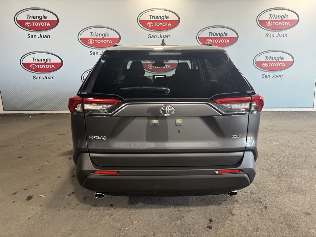 2025 Toyota RAV4 XLE Premium photo 5