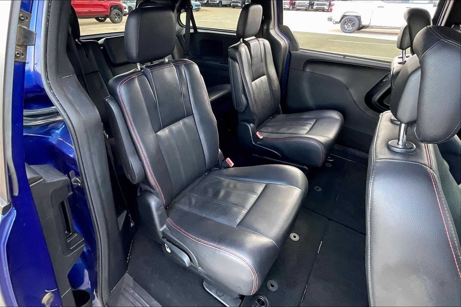 2019 Dodge Grand Caravan GT photo 17