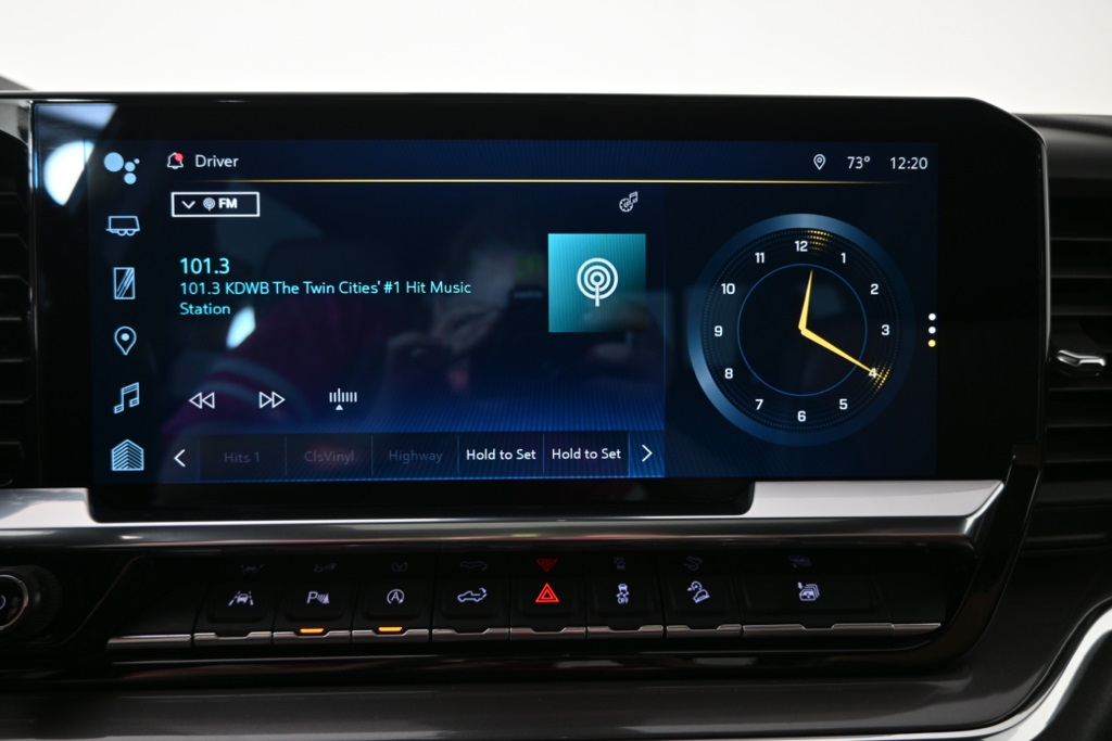 2023 Chevrolet Silverado 1500 High Country photo 24