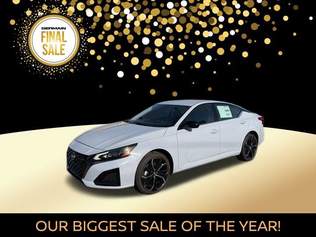 2025 Nissan Altima SR's photo