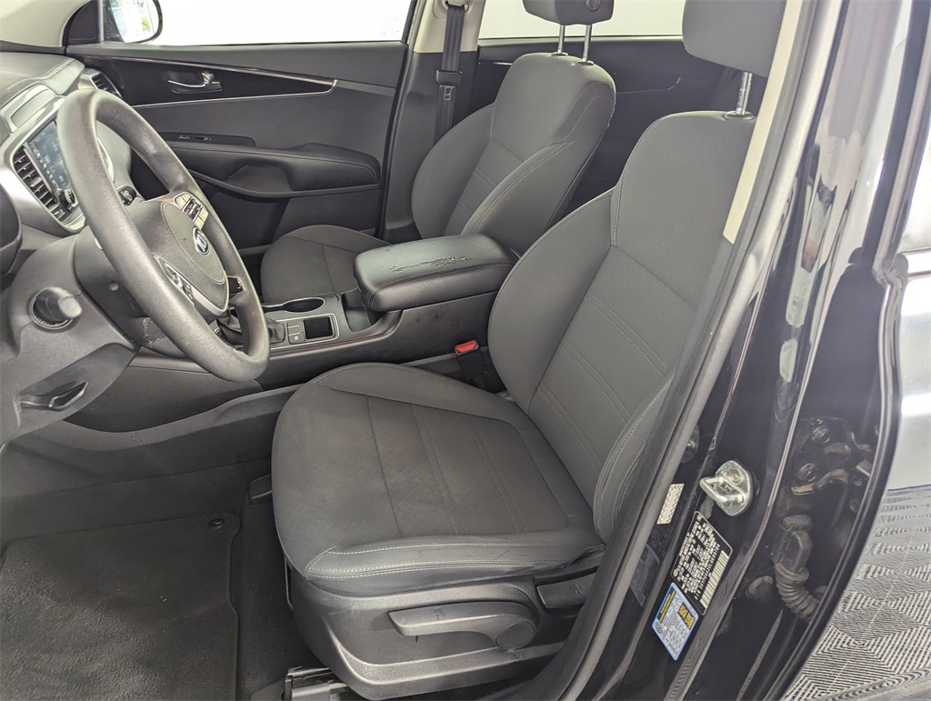 2020 Kia Sorento L photo 9