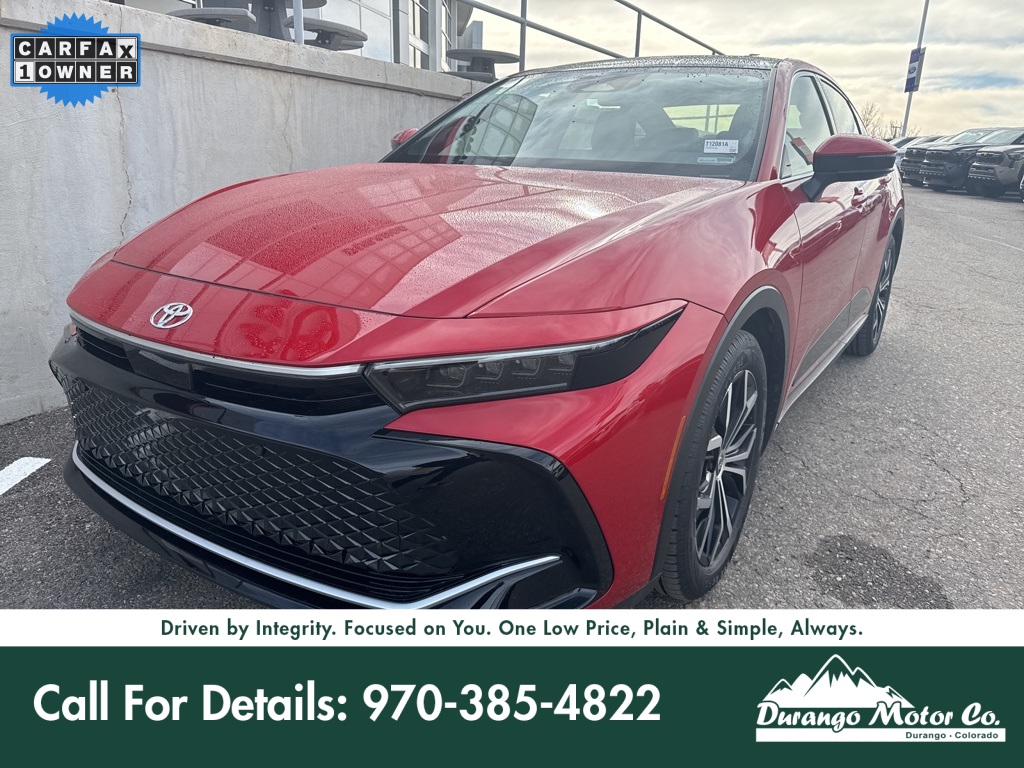 2023 Toyota Crown Limited's photo