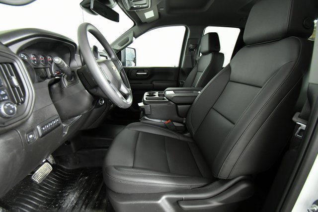 2025 Chevrolet Silverado 3500HD Work Truck photo 4