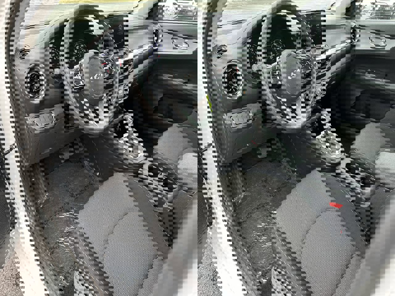 2024 Kia Forte LXS photo 10