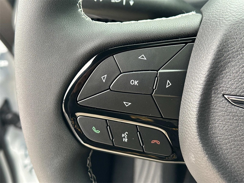2025 Chrysler Pacifica Limited photo 24