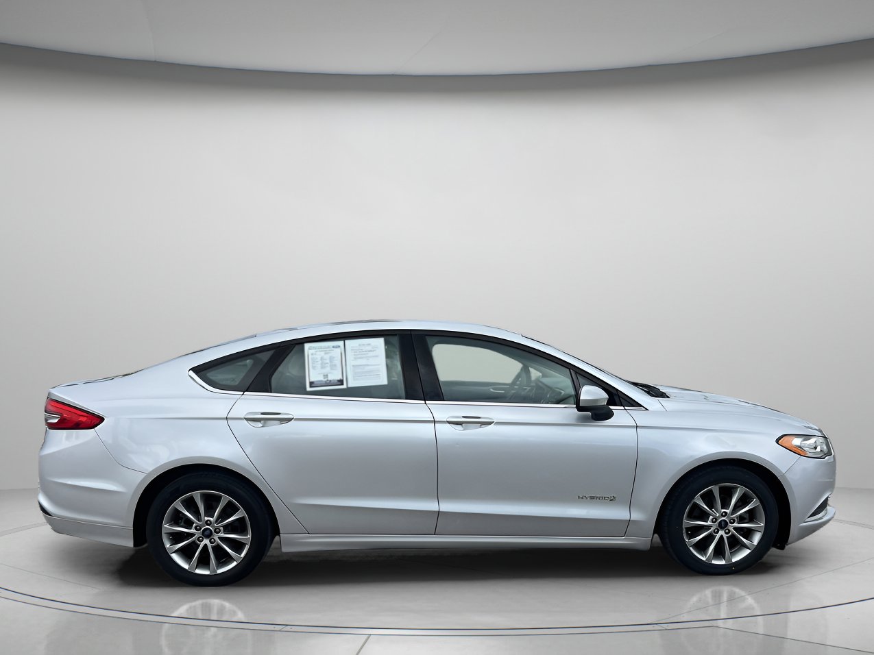 2017 Ford Fusion S Hybrid photo 2