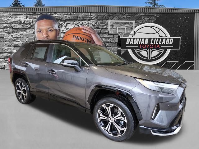 2025 Toyota RAV4 XSE's photo