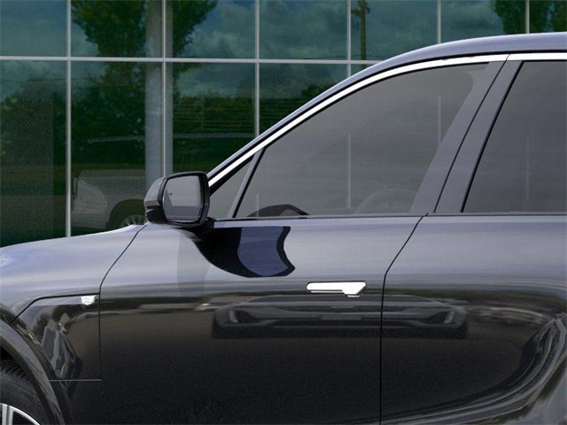 2026 Cadillac Lyriq Luxury photo 12