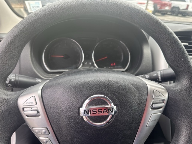 2018 Nissan Versa 1.6 SV photo 19