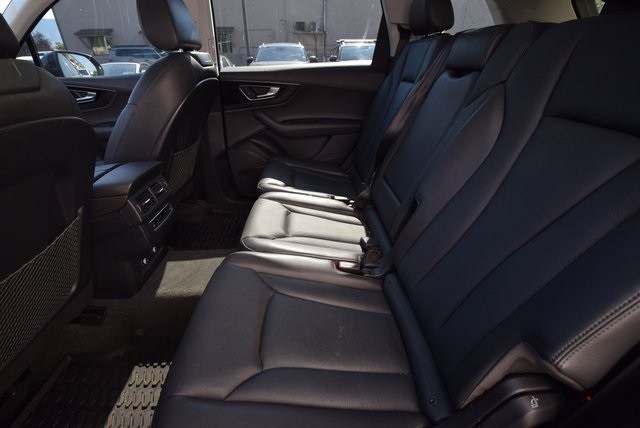 2019 Audi Q7 55 Premium Plus photo 3