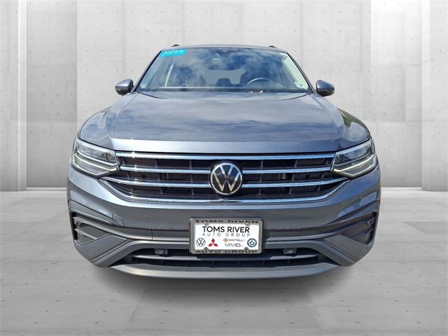 2023 Volkswagen Tiguan S photo 2