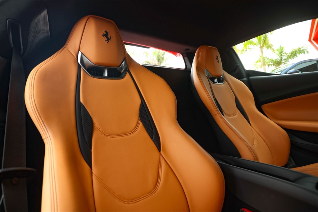 2025 Ferrari 296 GTB photo 38