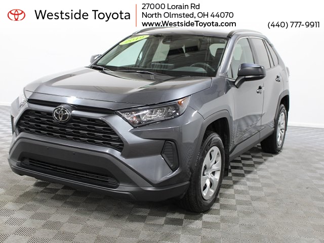 2019 Toyota RAV4 LE's photo