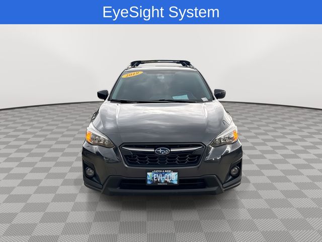 2019 Subaru Crosstrek 2.0i Premium photo 3