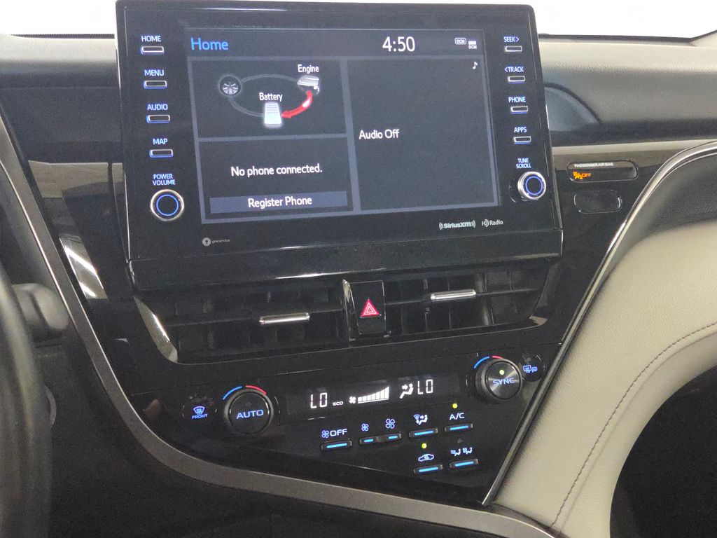 2021 Toyota Camry Hybrid SE photo 20