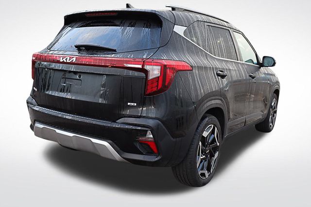2024 Kia Seltos SX photo 5