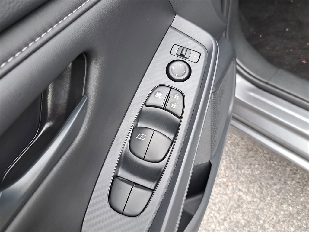 2025 Nissan Sentra S photo 22