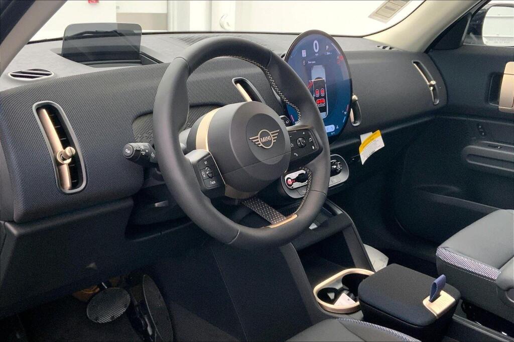 2025 Mini Countryman S ALL4 photo 3
