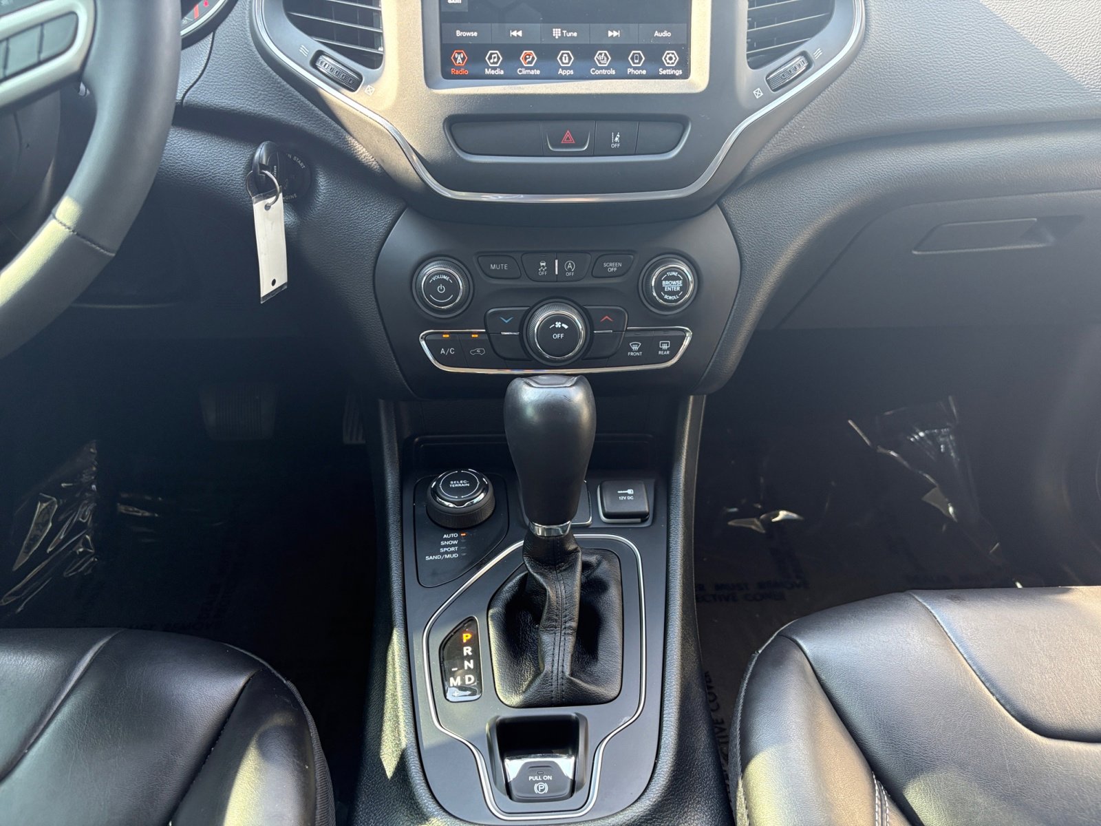 2022 Jeep Cherokee X photo 3