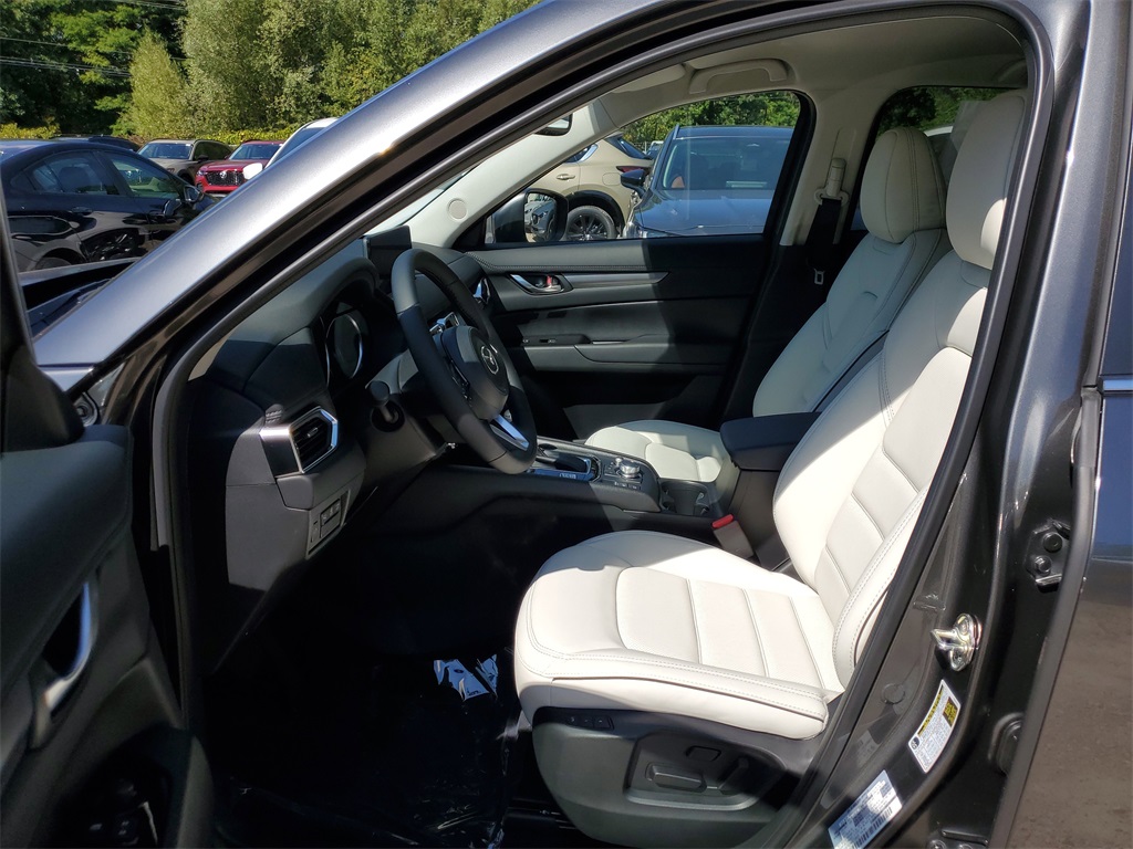 2025 Mazda CX-5 2.5 S Preferred photo 10