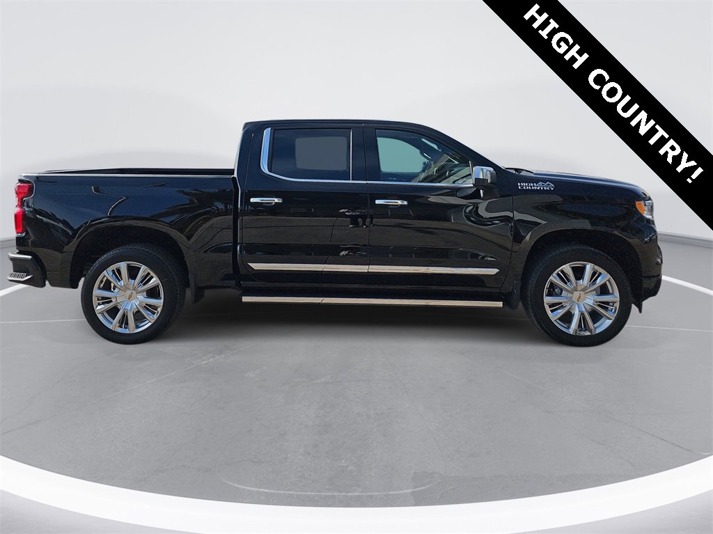 2025 Chevrolet Silverado 1500 High Country photo 2