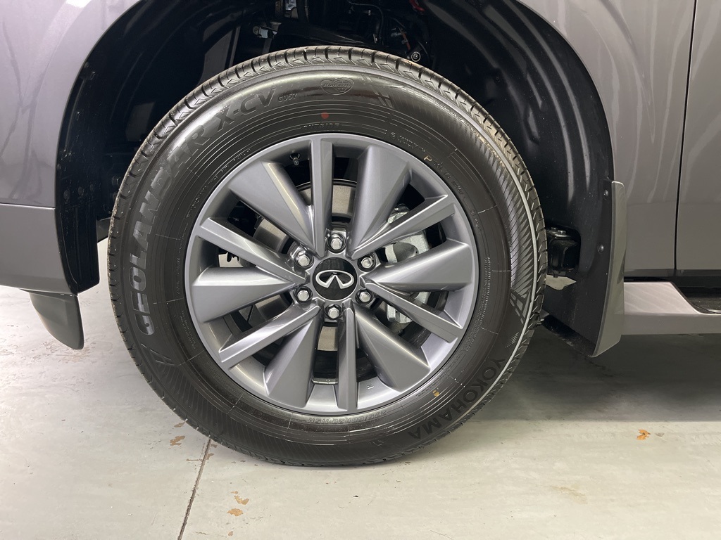 2025 Infiniti QX80 Pure photo 32