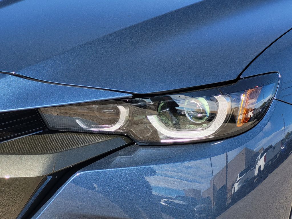 2026 Mazda CX-50 2.5 Premium photo 3