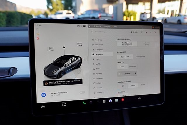 Used 2023  Tesla Long Range image 27