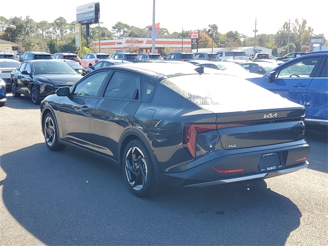 2025 Kia K4 EX photo 4