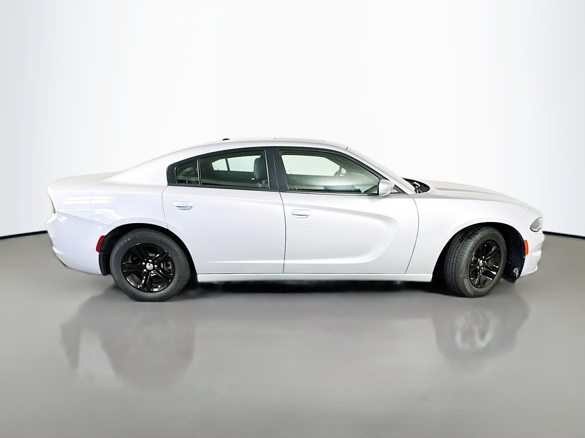 2022 Dodge Charger SXT photo 6