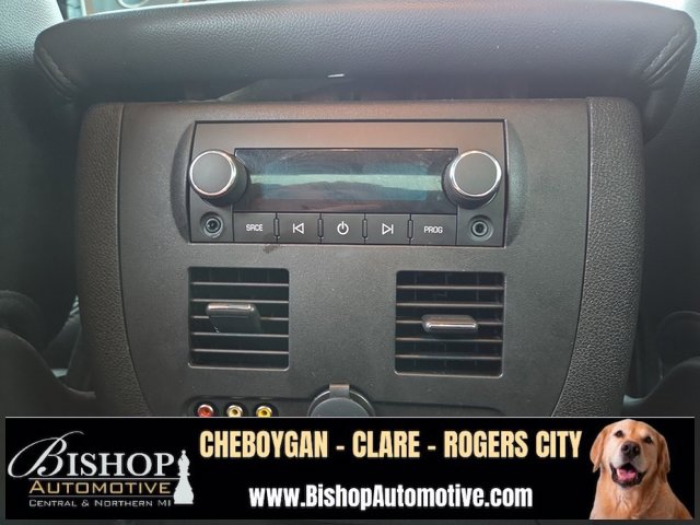 2012 Chevrolet Avalanche LTZ photo 24