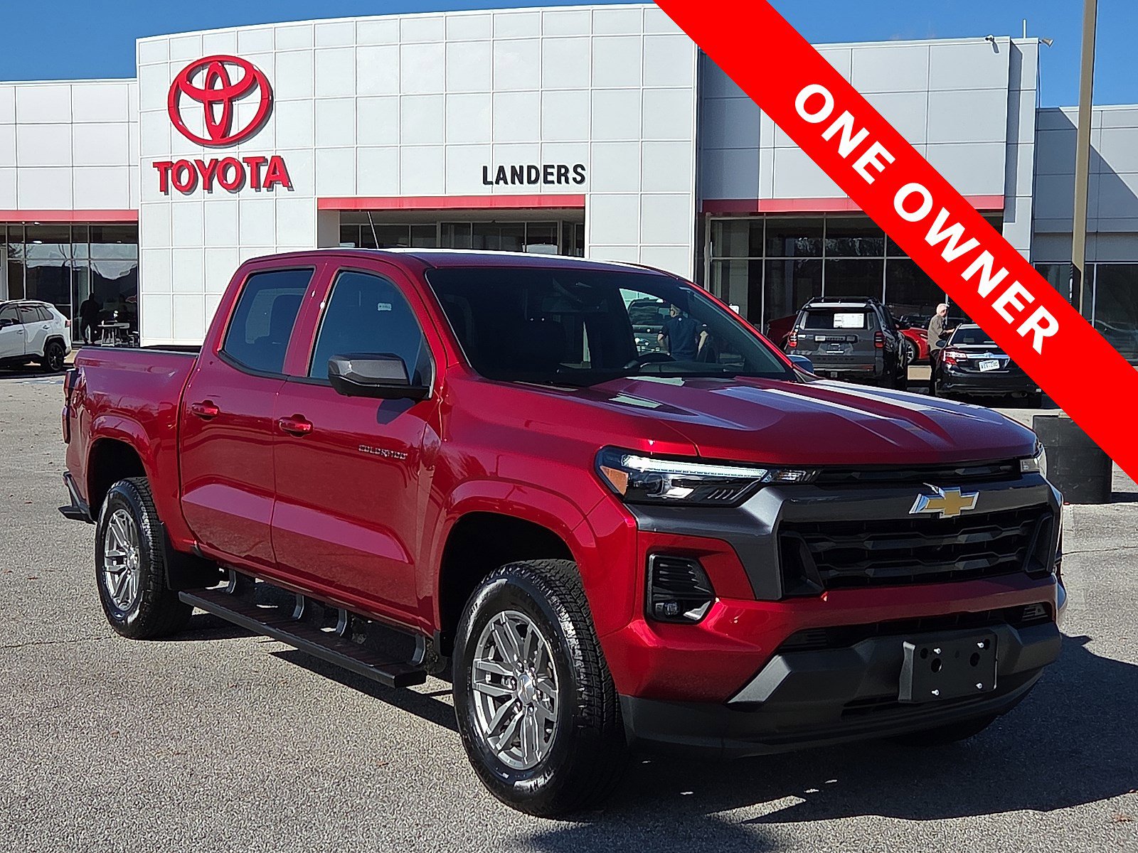 2025 Chevrolet Colorado LT's photo