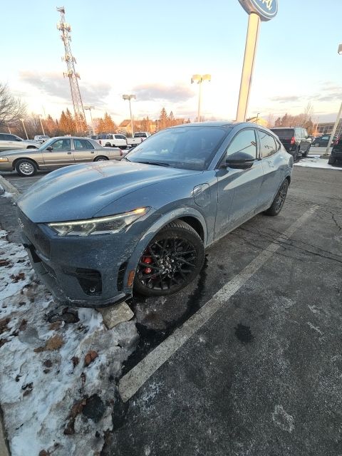 2023 FORD MUSTANG MACH-E - Image 1
