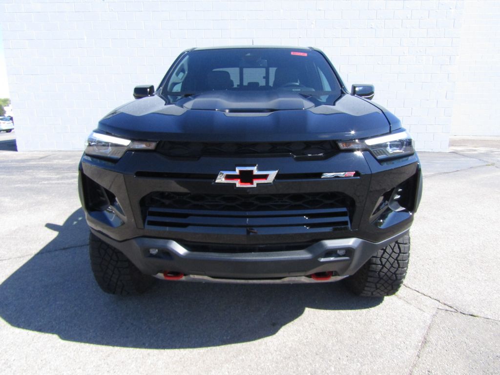 2023 Chevrolet Colorado ZR2 photo 2