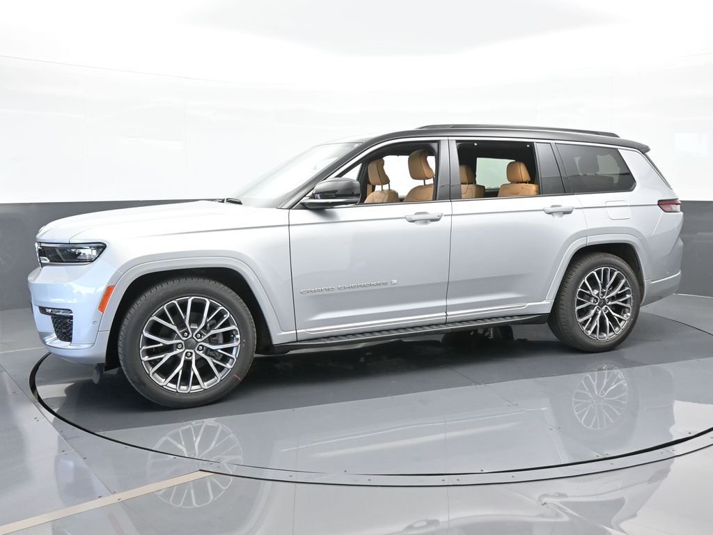 2024 Jeep Grand Cherokee L Summit photo 2