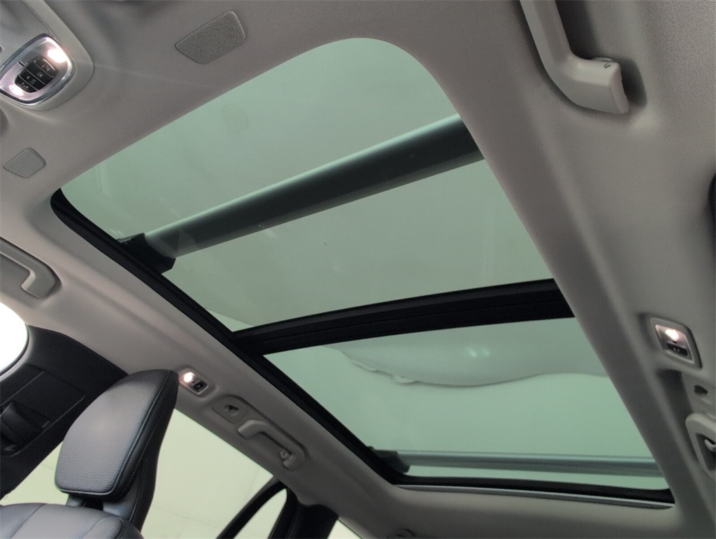 2021 Volvo V60 Cross Country T5 photo 19