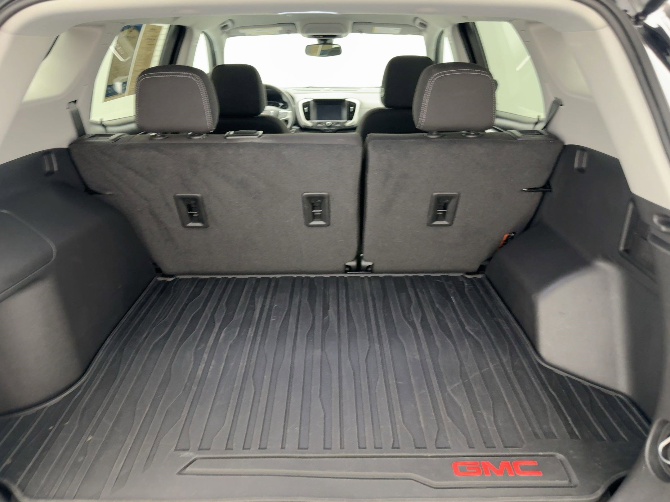 2023 Gmc Terrain SLE photo 25