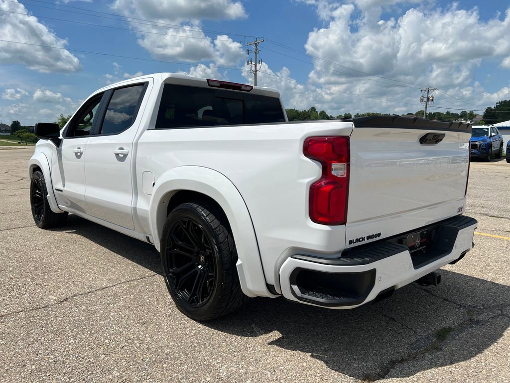2025 Chevrolet Silverado 1500 RST photo 3