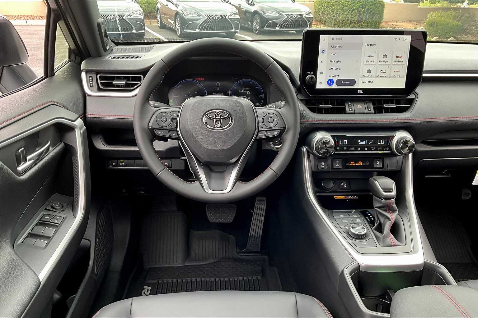 2025 Toyota RAV4 Hybrid XSE Sport photo 2