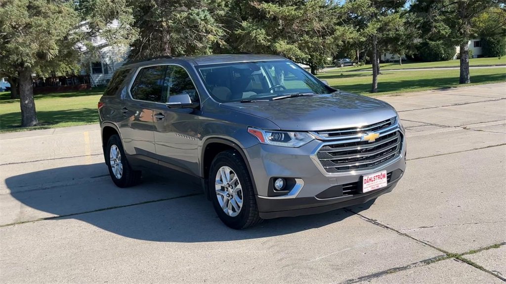 Used 2019 Chevrolet Traverse 1LT with VIN 1GNEVGKWXKJ150431 for sale in Oslo, Minnesota