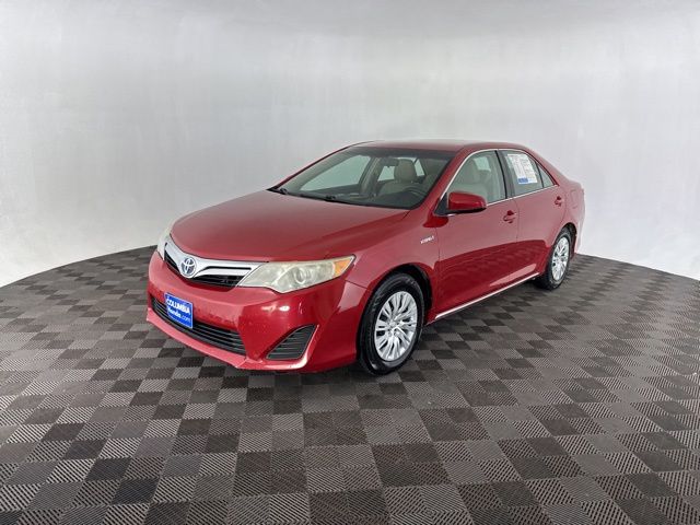 2014 Toyota Camry Hybrid LE photo 3