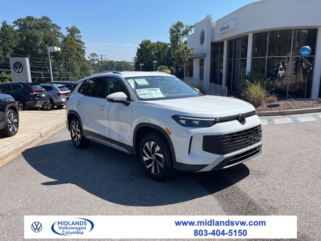 2025 Volkswagen Tiguan S's photo